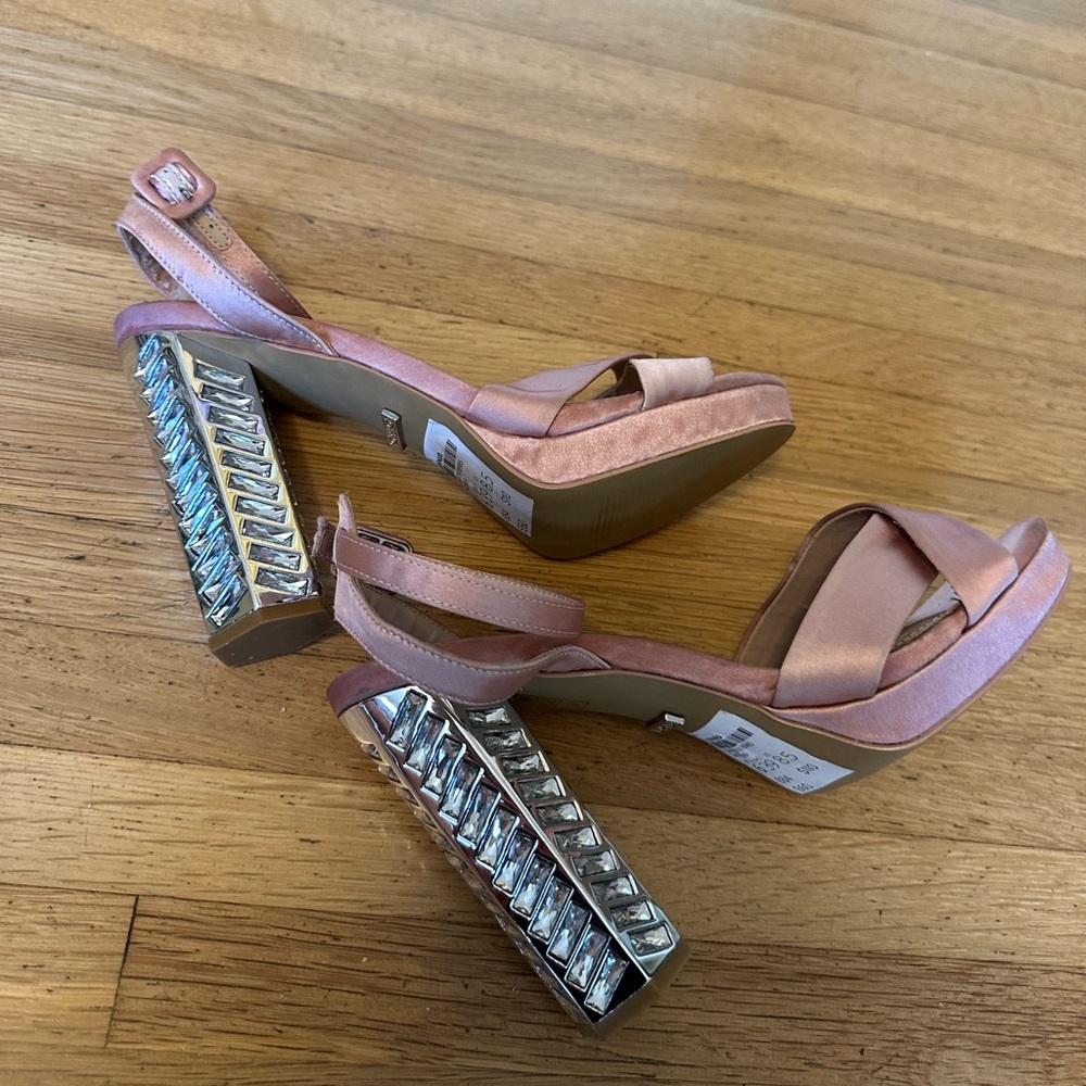 Beautiful & Unique Pale pink satin ankle strap platform heels by Topshop.